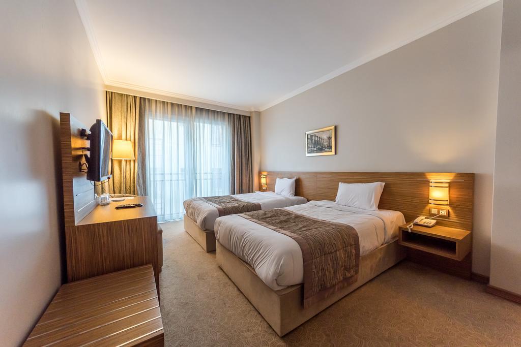 Hotel Almina Park Duzce Esterno foto