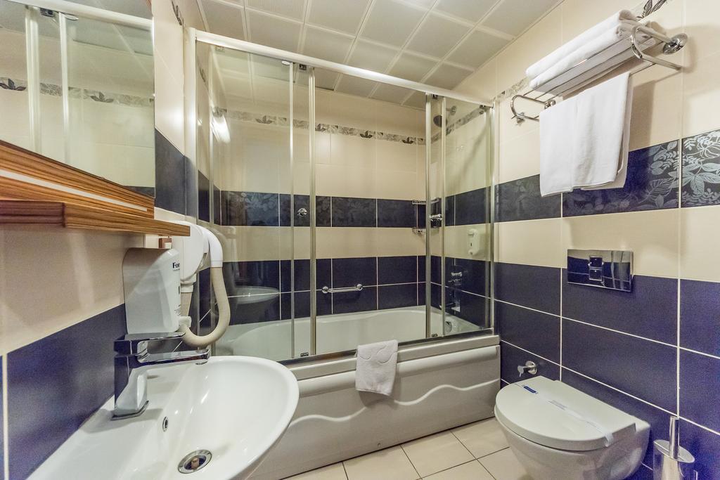Hotel Almina Park Duzce Esterno foto